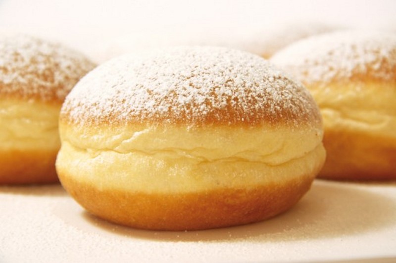 Krapfen con la marmellata — ricetta fatta in casa