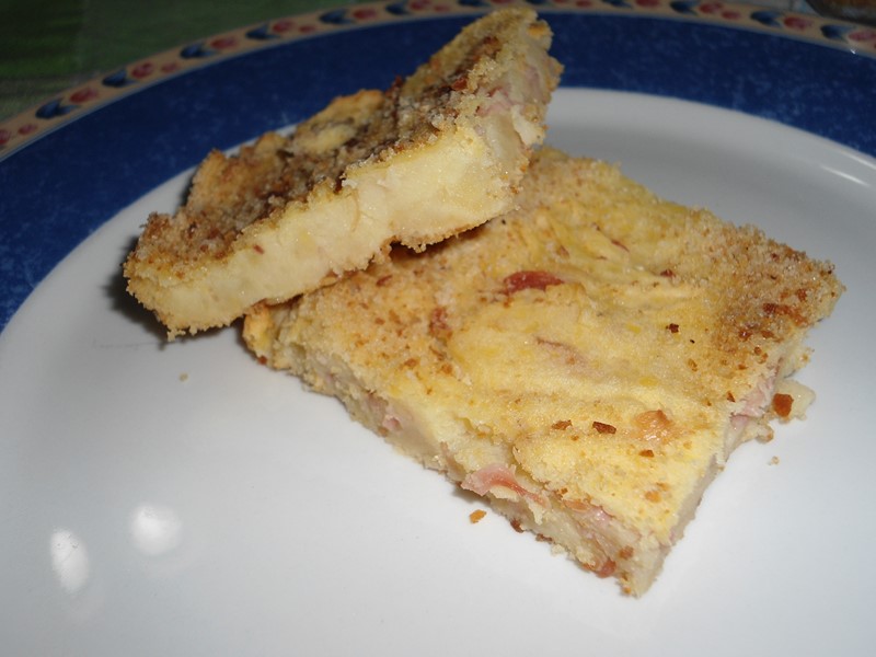 Torta di patate, prosciutto e mozzarella — ricetta fatta in casa